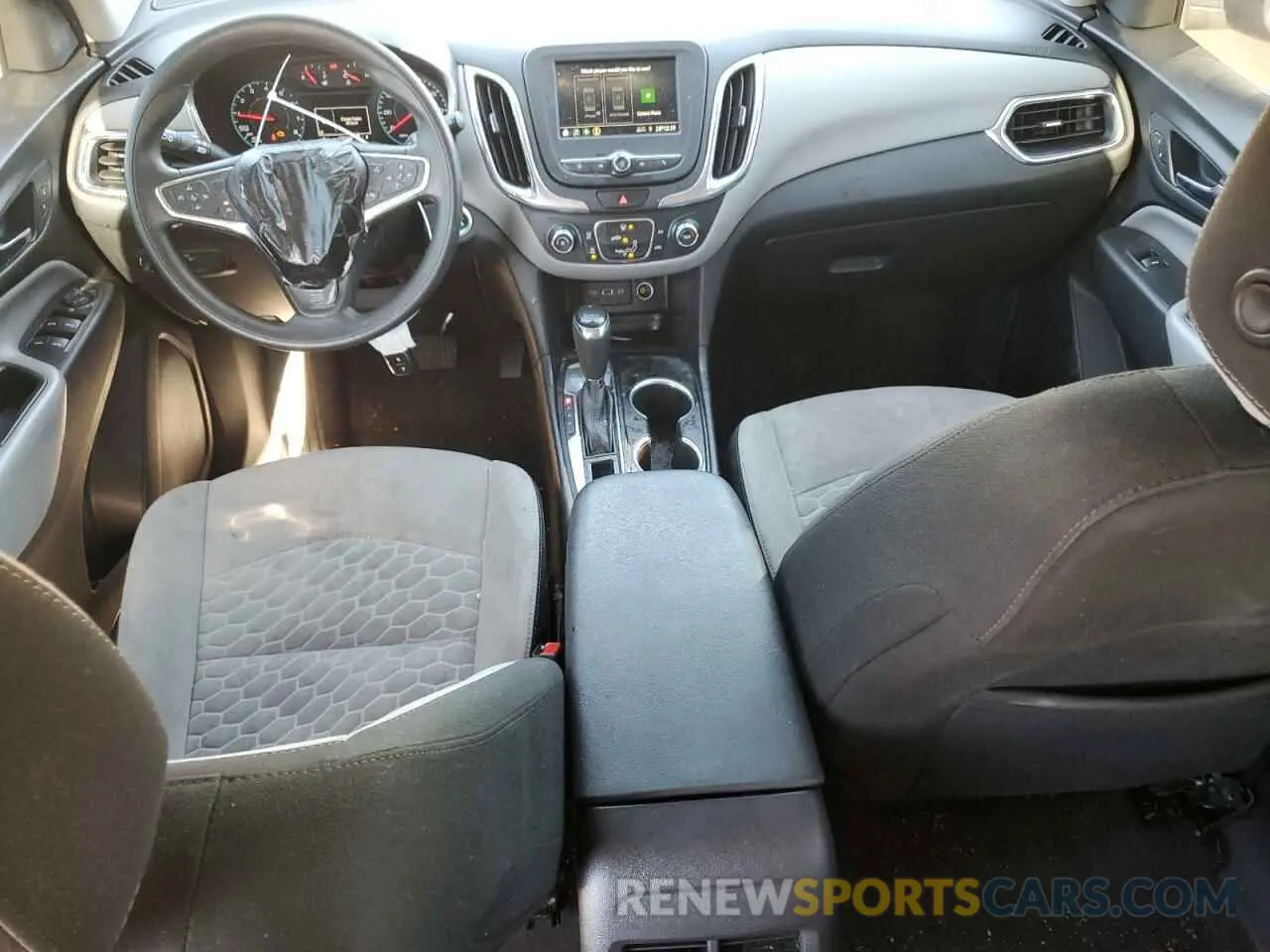 8 Photograph of a damaged car 3GNAXHEVXLS708912 CHEVROLET EQUINOX 2020