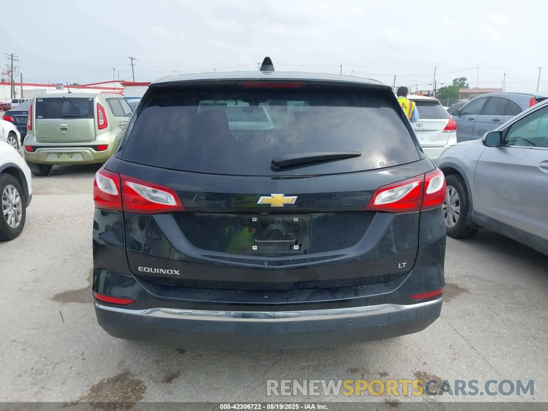 16 Photograph of a damaged car 3GNAXJEV0LL129638 CHEVROLET EQUINOX 2020