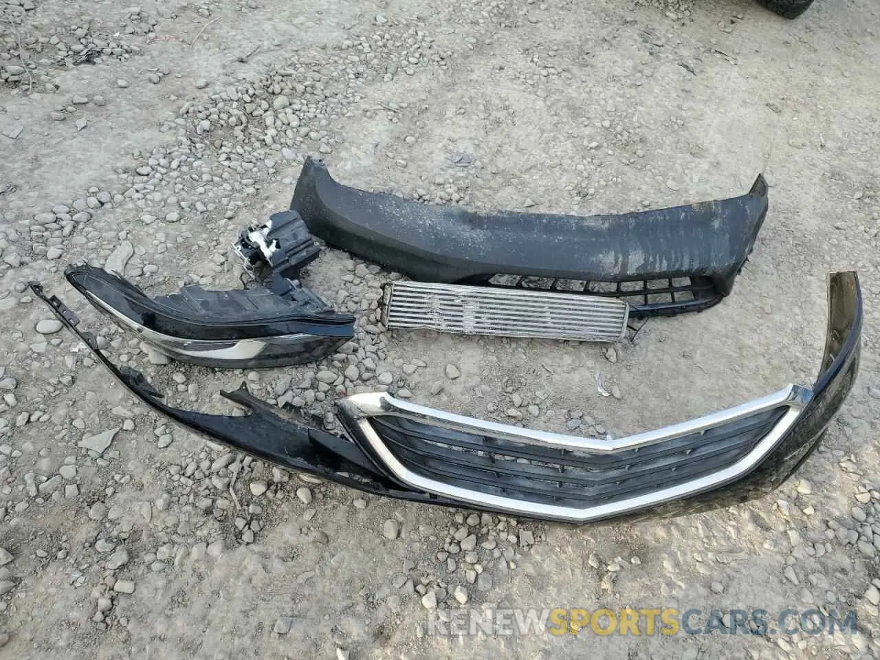 12 Photograph of a damaged car 3GNAXJEV9LL268134 CHEVROLET EQUINOX 2020
