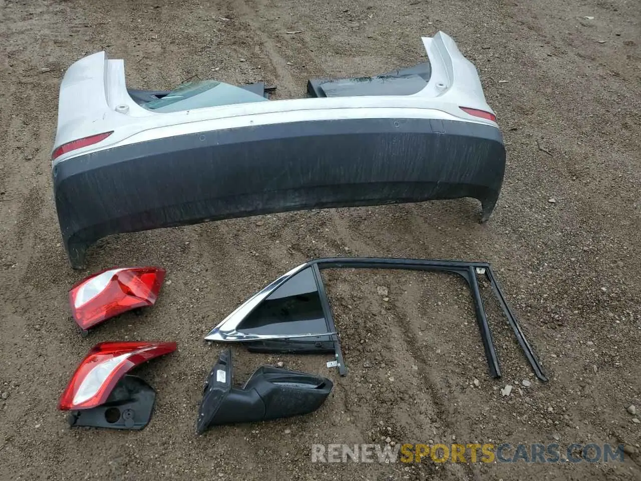 13 Photograph of a damaged car 3GNAXJEVXLL283984 CHEVROLET EQUINOX 2020
