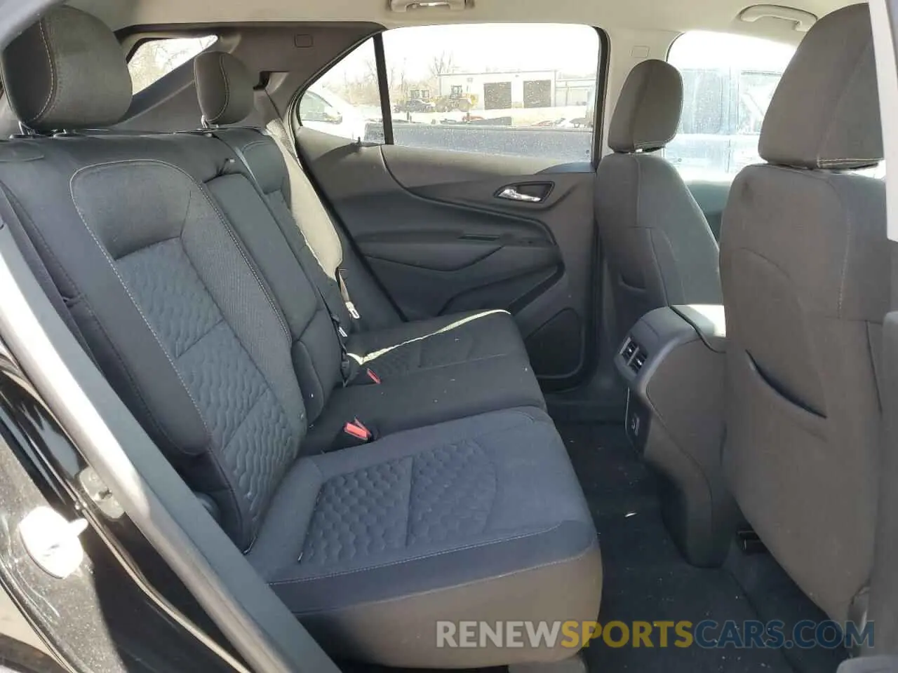 11 Photograph of a damaged car 3GNAXJEVXLL312674 CHEVROLET EQUINOX 2020