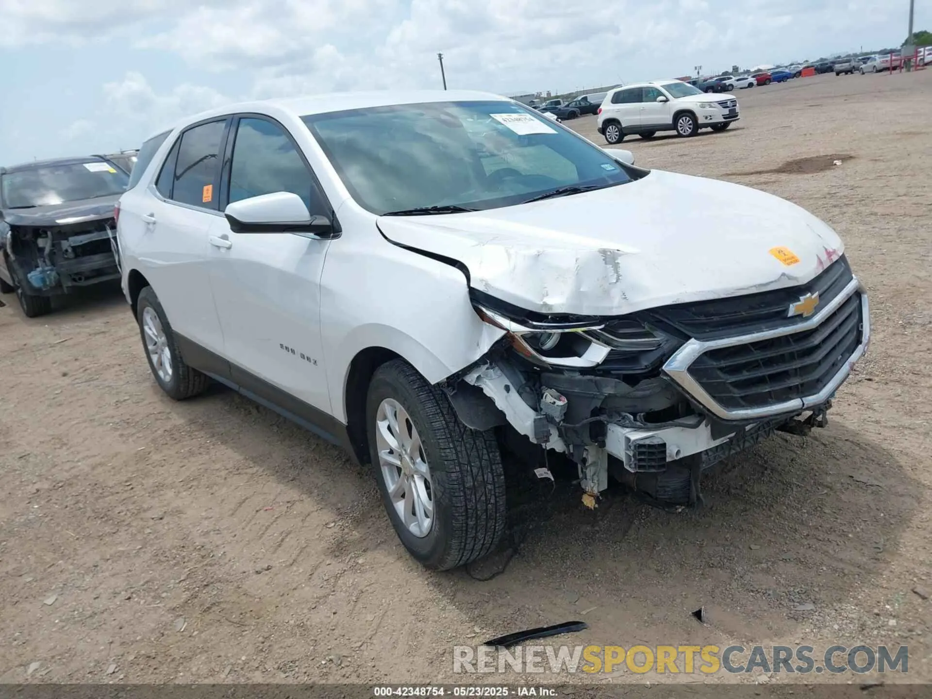 1 Photograph of a damaged car 3GNAXKEV0LL286219 CHEVROLET EQUINOX 2020