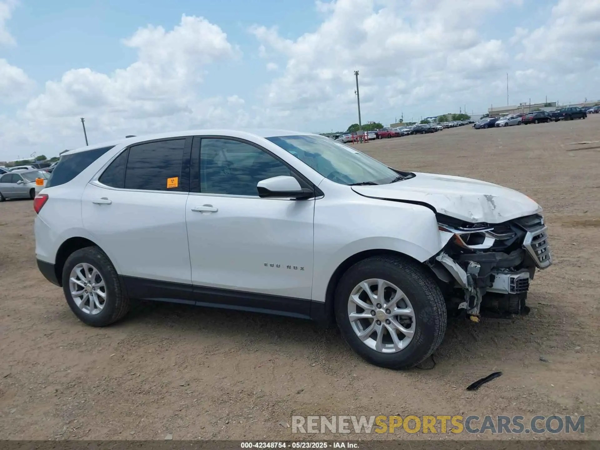 13 Photograph of a damaged car 3GNAXKEV0LL286219 CHEVROLET EQUINOX 2020