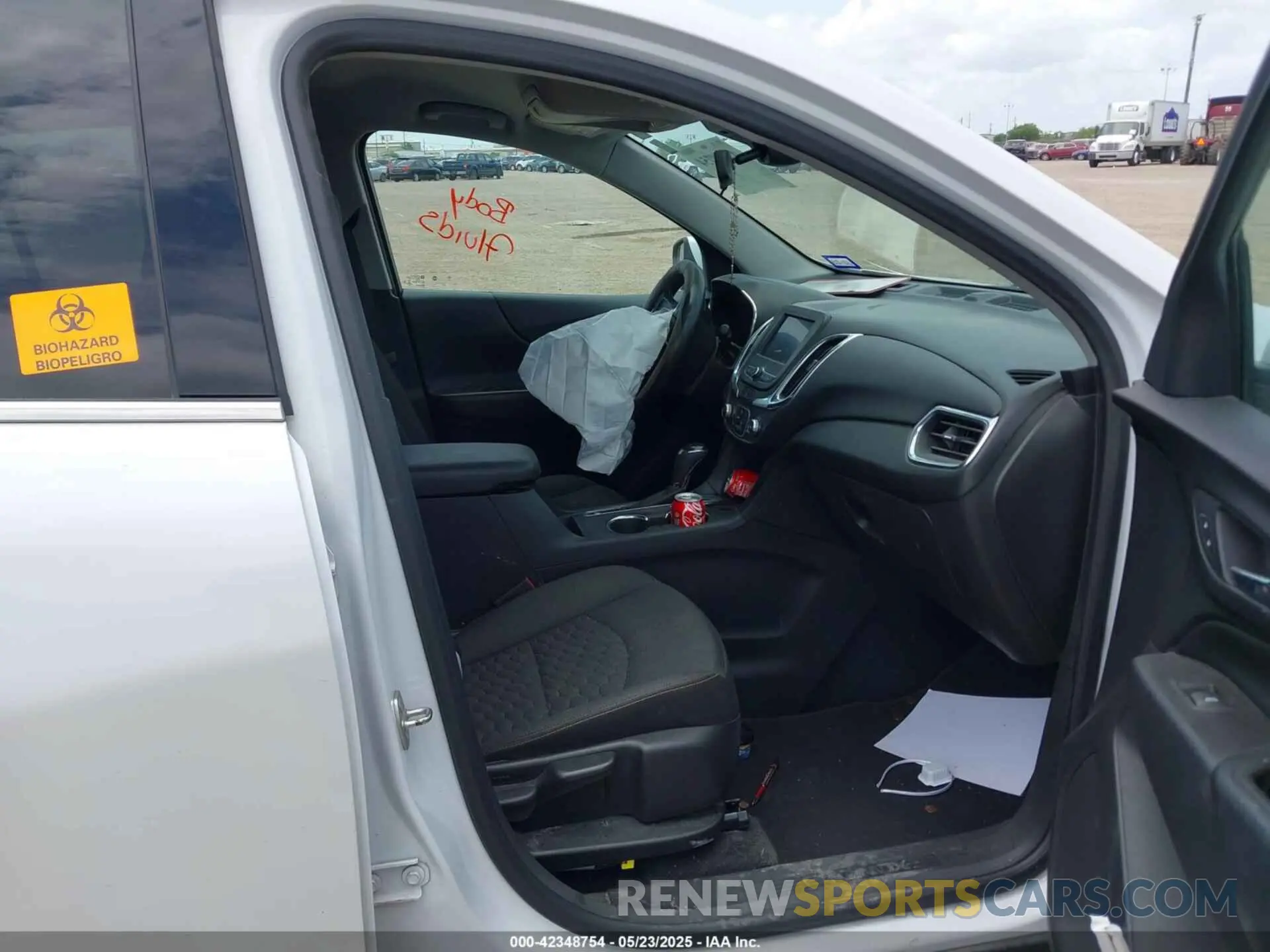 5 Photograph of a damaged car 3GNAXKEV0LL286219 CHEVROLET EQUINOX 2020
