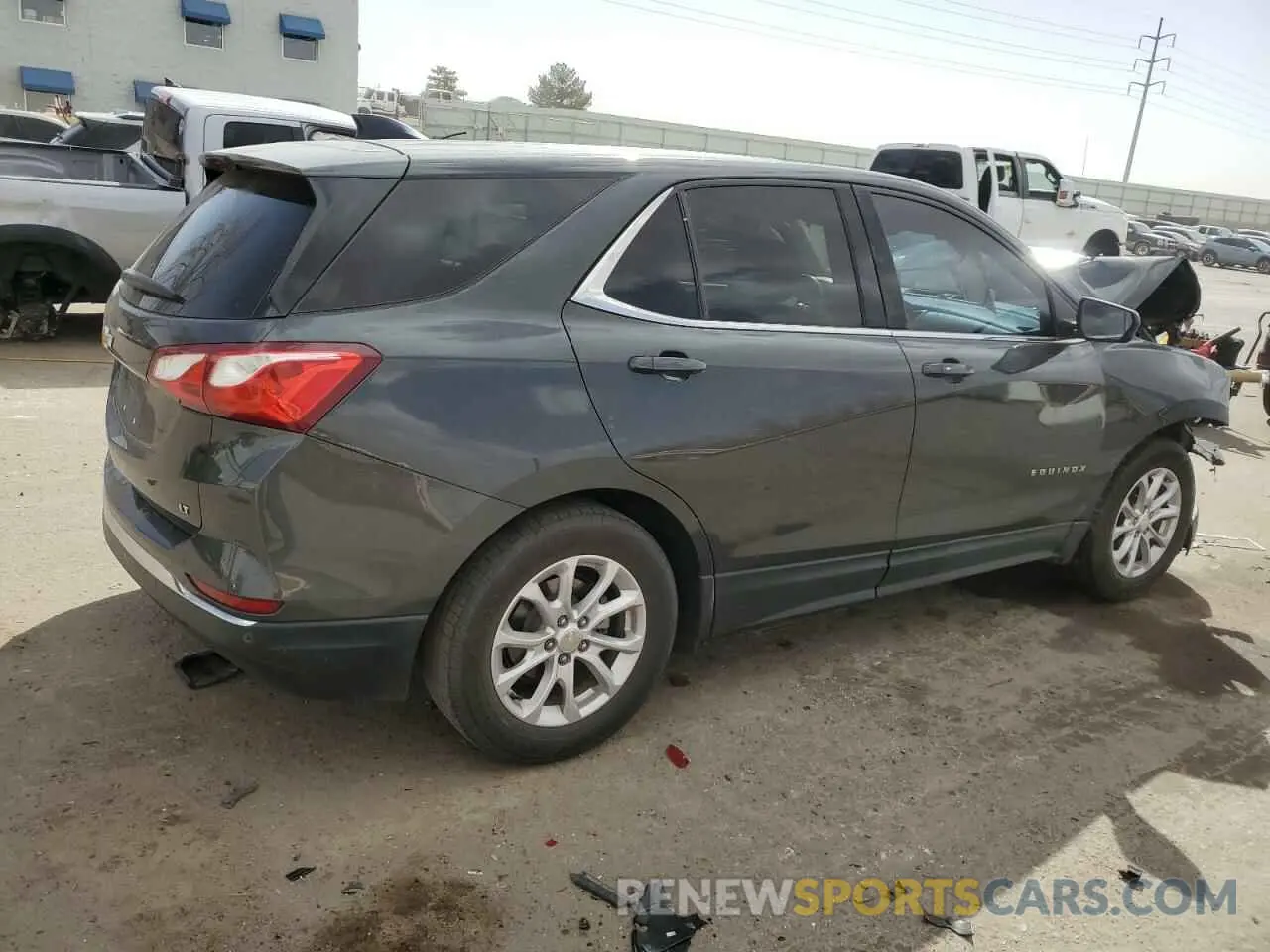 3 Фотография поврежденного автомобиля 3GNAXKEV0LS583867 CHEVROLET EQUINOX 2020