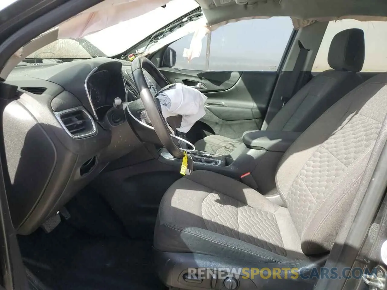 7 Фотография поврежденного автомобиля 3GNAXKEV0LS583867 CHEVROLET EQUINOX 2020