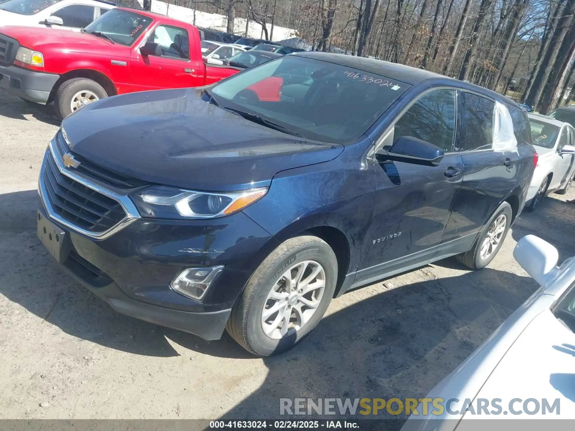 2 Photograph of a damaged car 3GNAXKEV0LS702680 CHEVROLET EQUINOX 2020