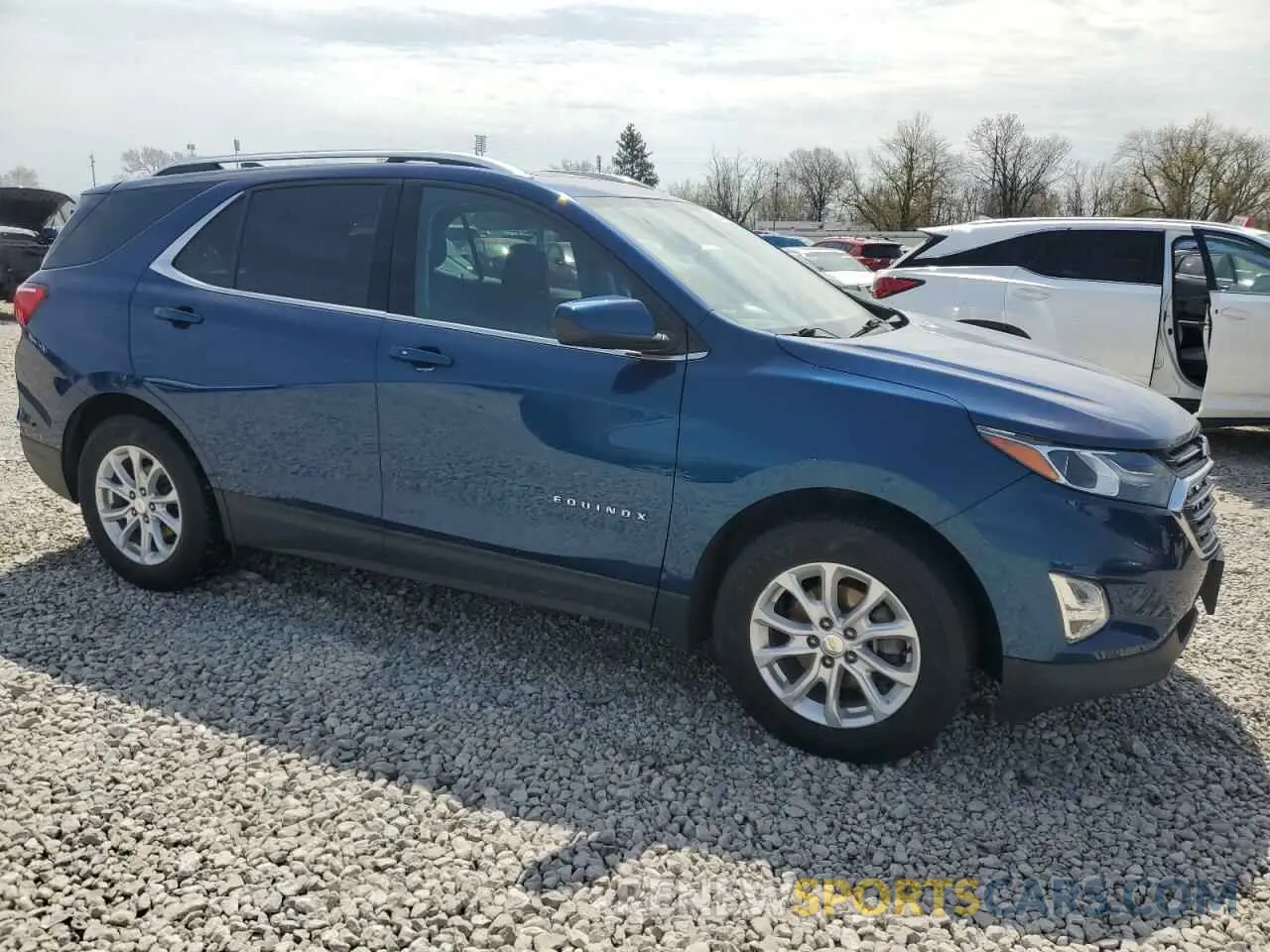 4 Фотография поврежденного автомобиля 3GNAXKEV1LL195475 CHEVROLET EQUINOX 2020