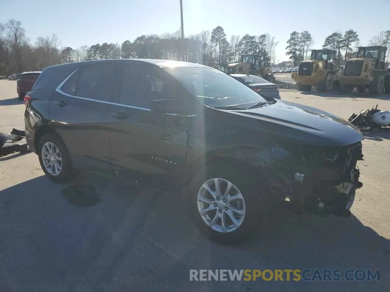 4 Photograph of a damaged car 3GNAXKEV1LL261913 CHEVROLET EQUINOX 2020