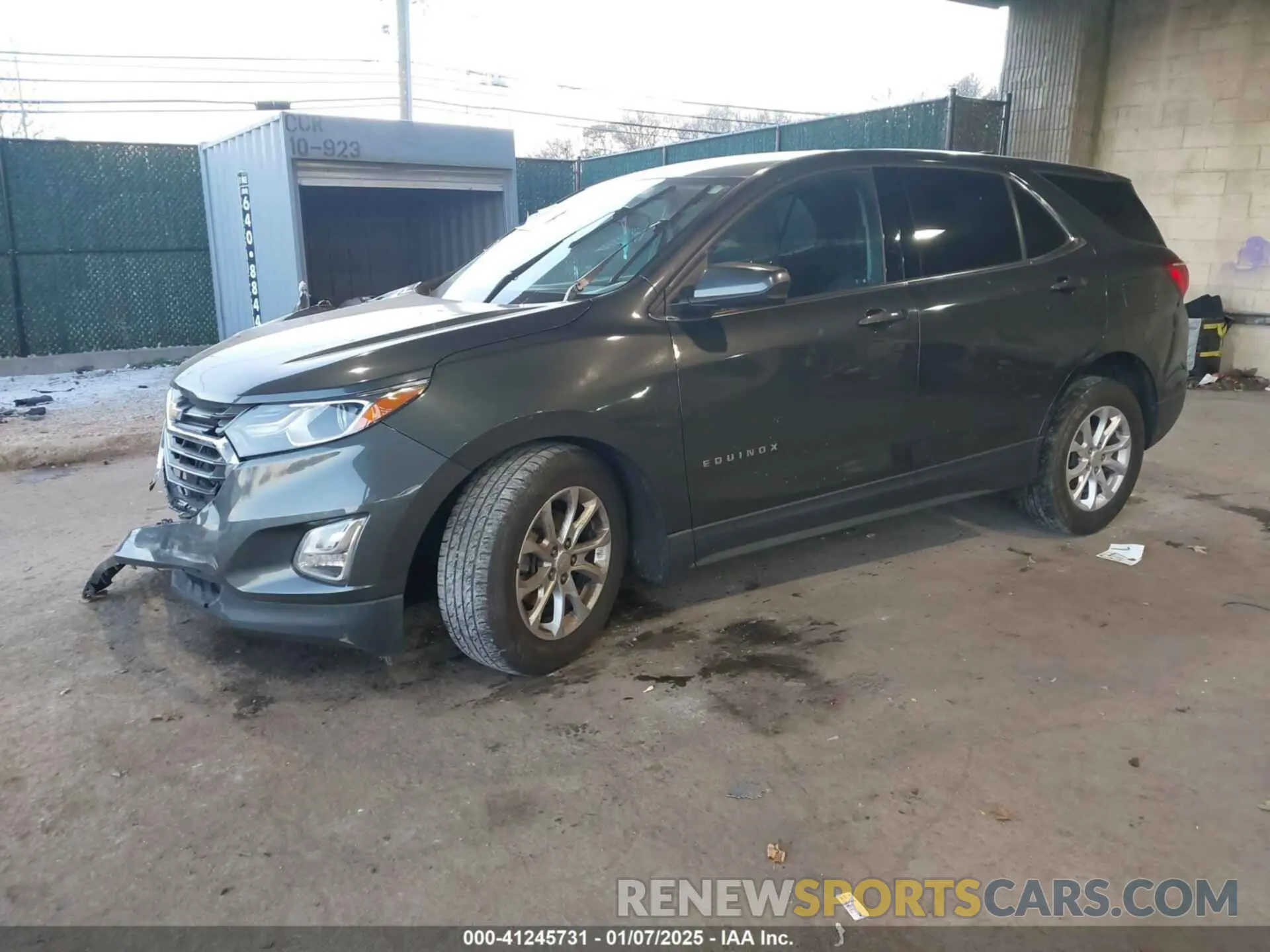 2 Photograph of a damaged car 3GNAXKEV1LS526500 CHEVROLET EQUINOX 2020