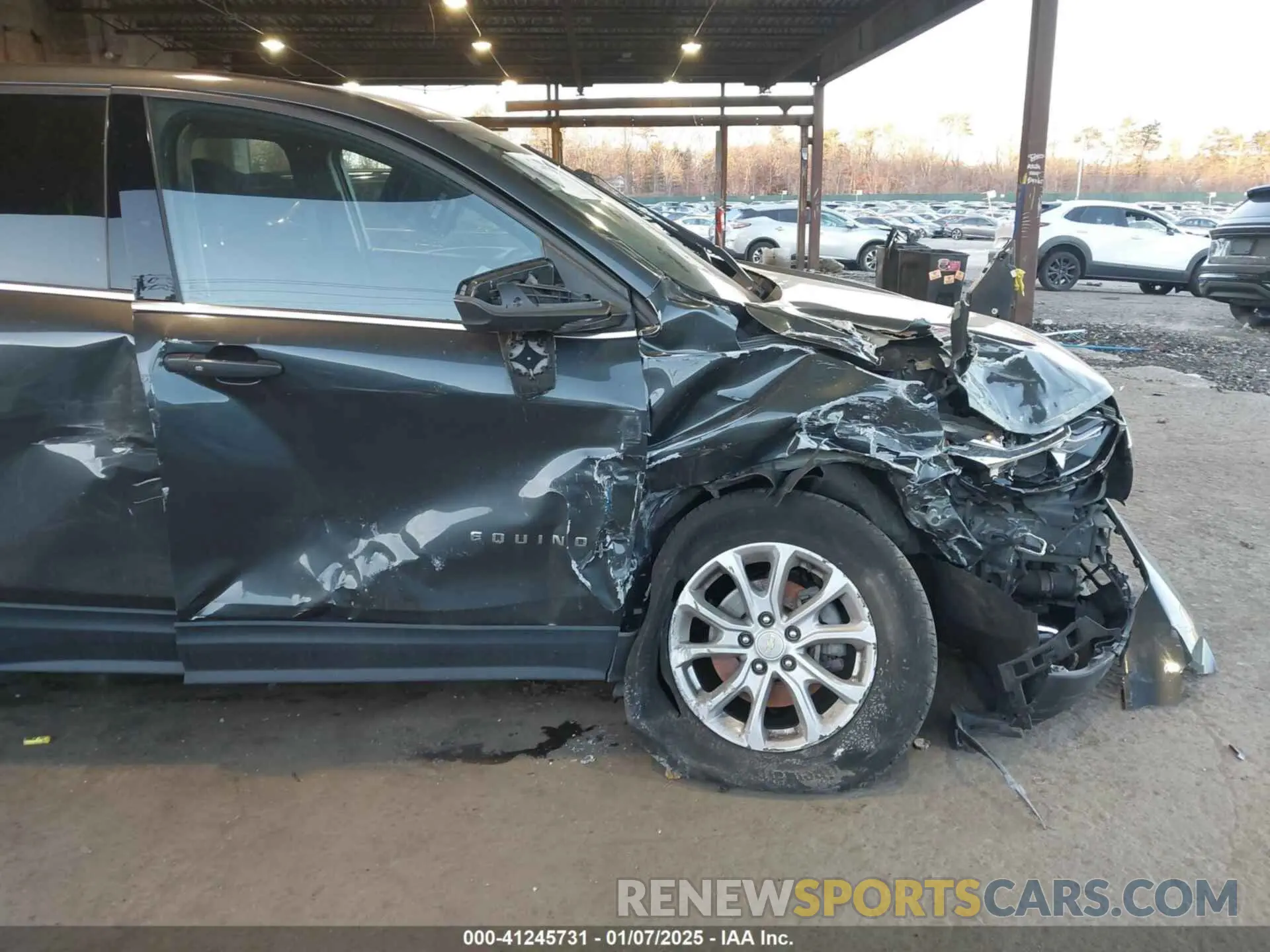 6 Photograph of a damaged car 3GNAXKEV1LS526500 CHEVROLET EQUINOX 2020