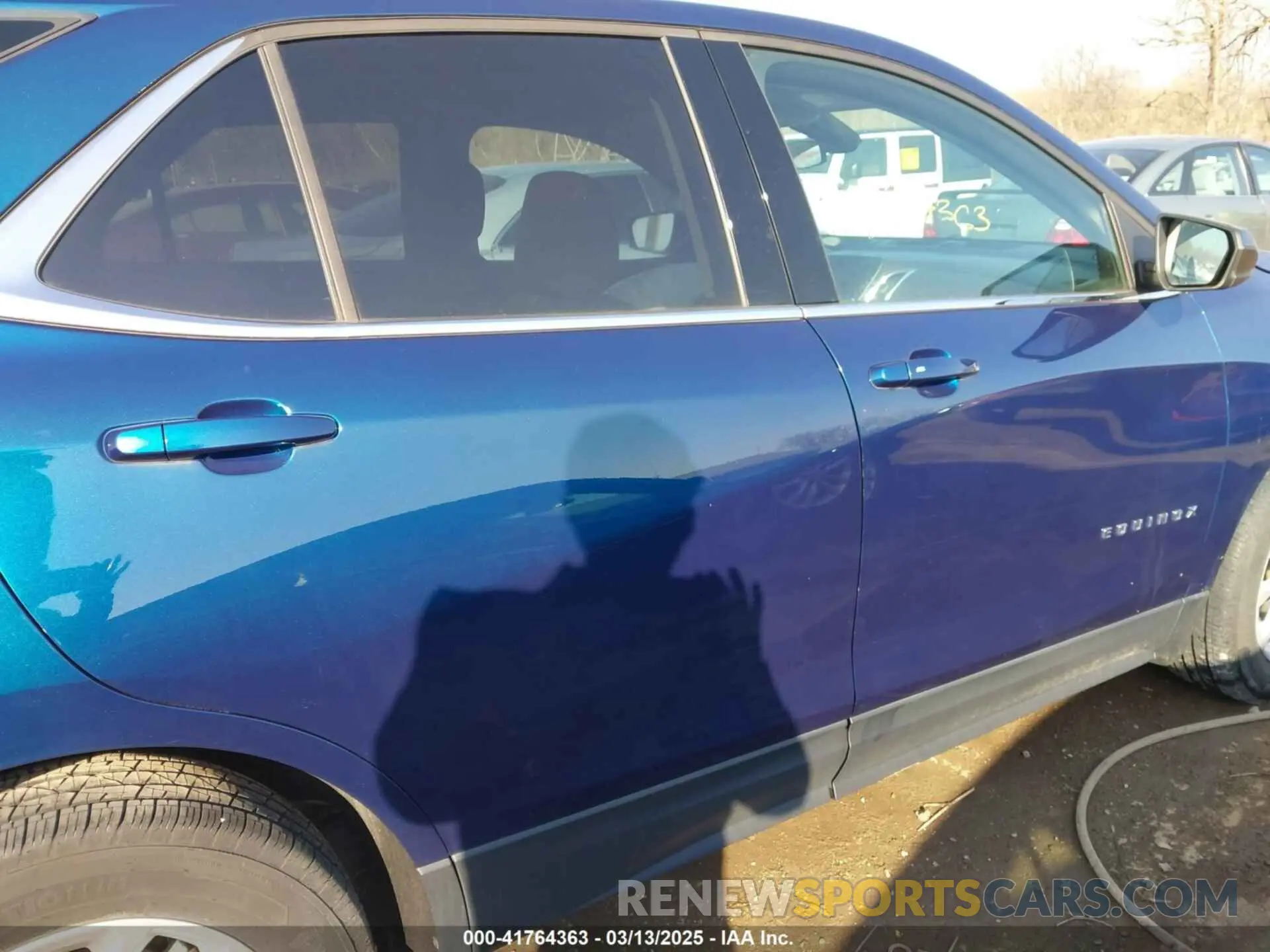 13 Фотография поврежденного автомобиля 3GNAXKEV2LL325053 CHEVROLET EQUINOX 2020