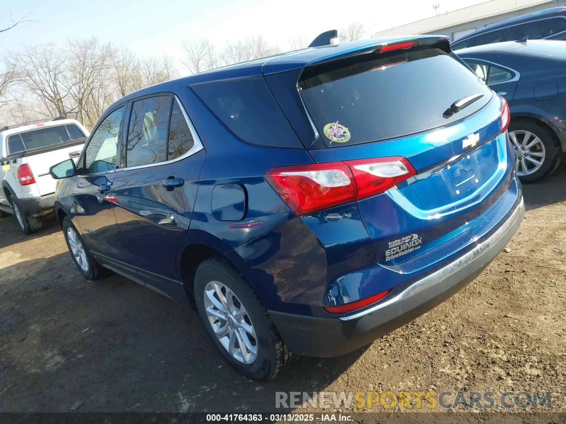 3 Фотография поврежденного автомобиля 3GNAXKEV2LL325053 CHEVROLET EQUINOX 2020