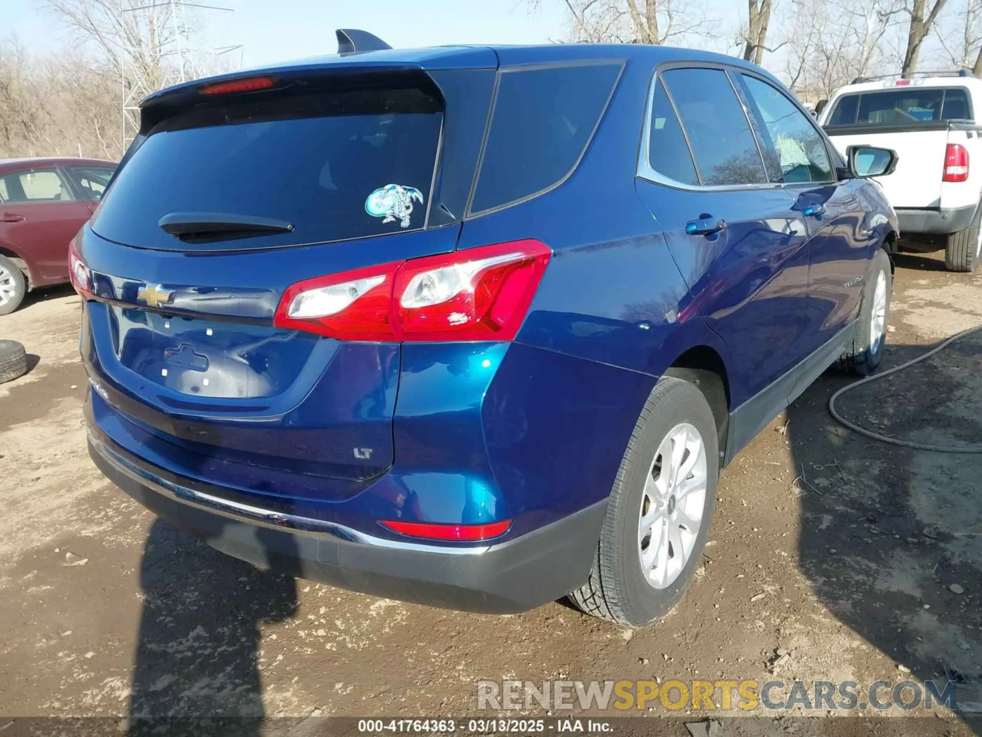 4 Фотография поврежденного автомобиля 3GNAXKEV2LL325053 CHEVROLET EQUINOX 2020