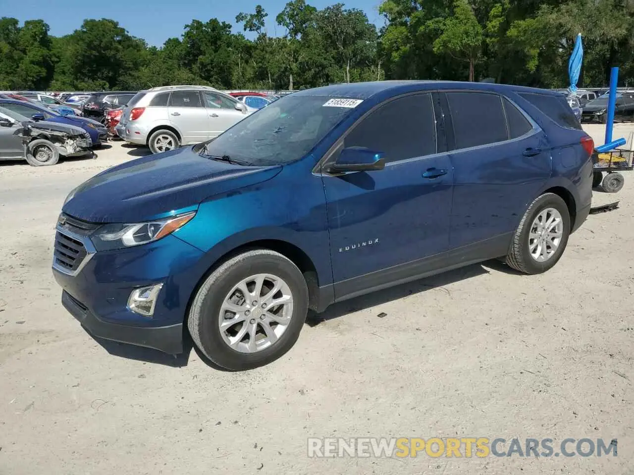 1 Фотография поврежденного автомобиля 3GNAXKEV3LL255689 CHEVROLET EQUINOX 2020