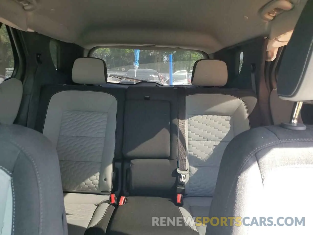 10 Фотография поврежденного автомобиля 3GNAXKEV3LL255689 CHEVROLET EQUINOX 2020