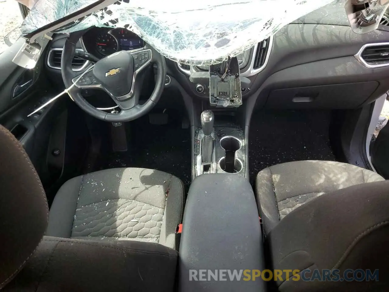 8 Photograph of a damaged car 3GNAXKEV3LL283427 CHEVROLET EQUINOX 2020