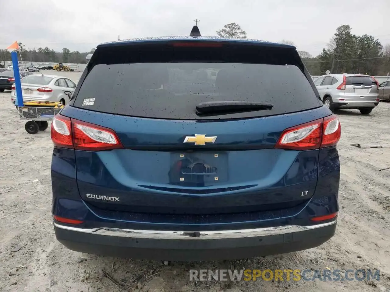 6 Photograph of a damaged car 3GNAXKEV3LL325305 CHEVROLET EQUINOX 2020