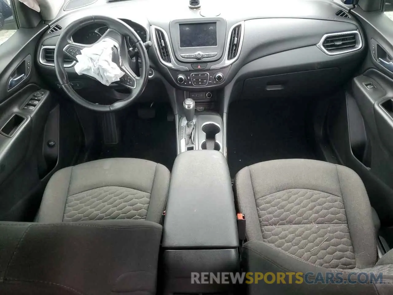 8 Photograph of a damaged car 3GNAXKEV3LL325305 CHEVROLET EQUINOX 2020