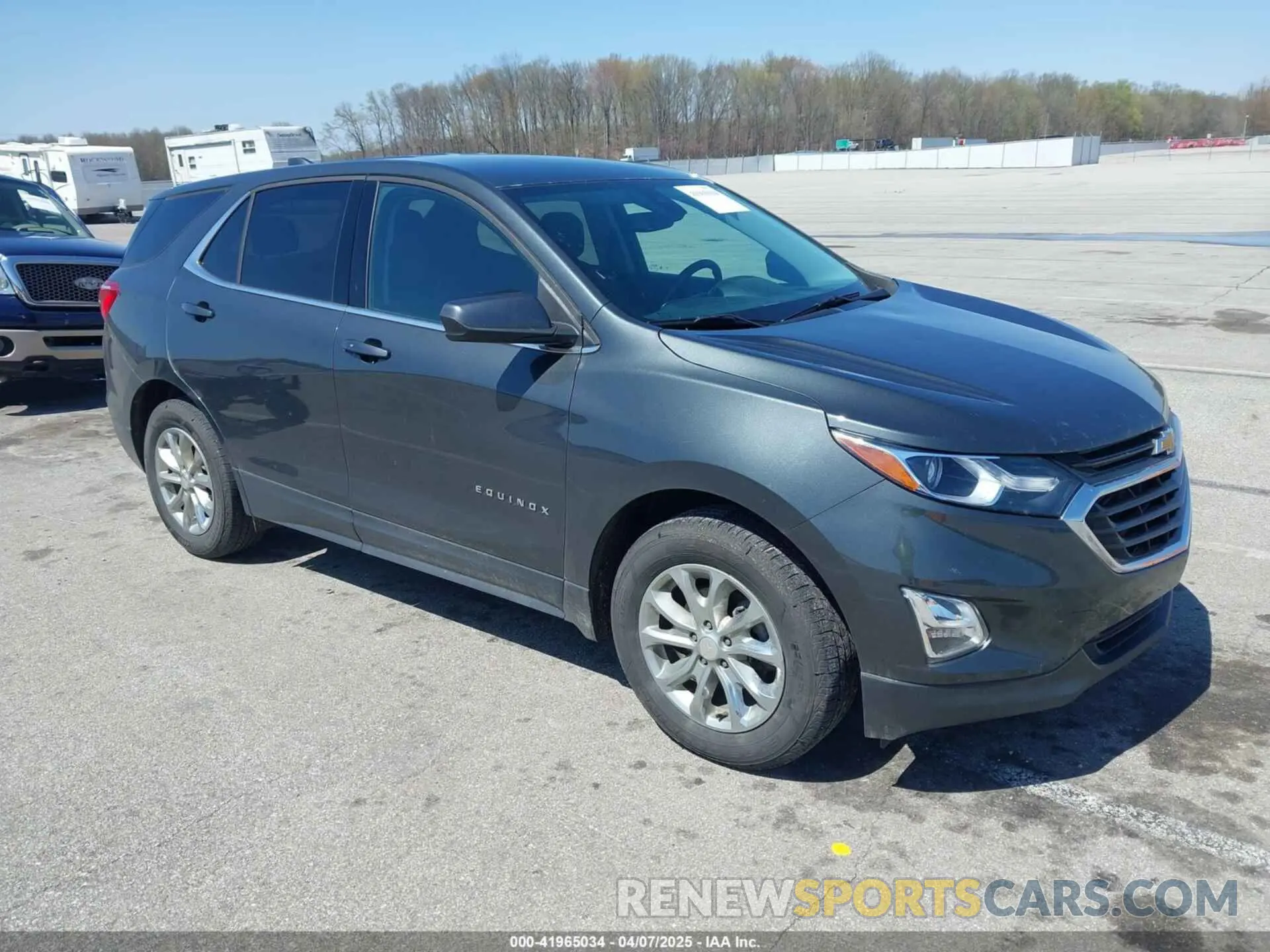 1 Фотография поврежденного автомобиля 3GNAXKEV3LS677385 CHEVROLET EQUINOX 2020