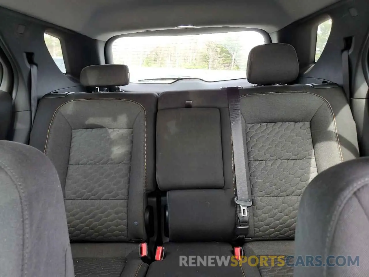 10 Photograph of a damaged car 3GNAXKEV4LS564013 CHEVROLET EQUINOX 2020