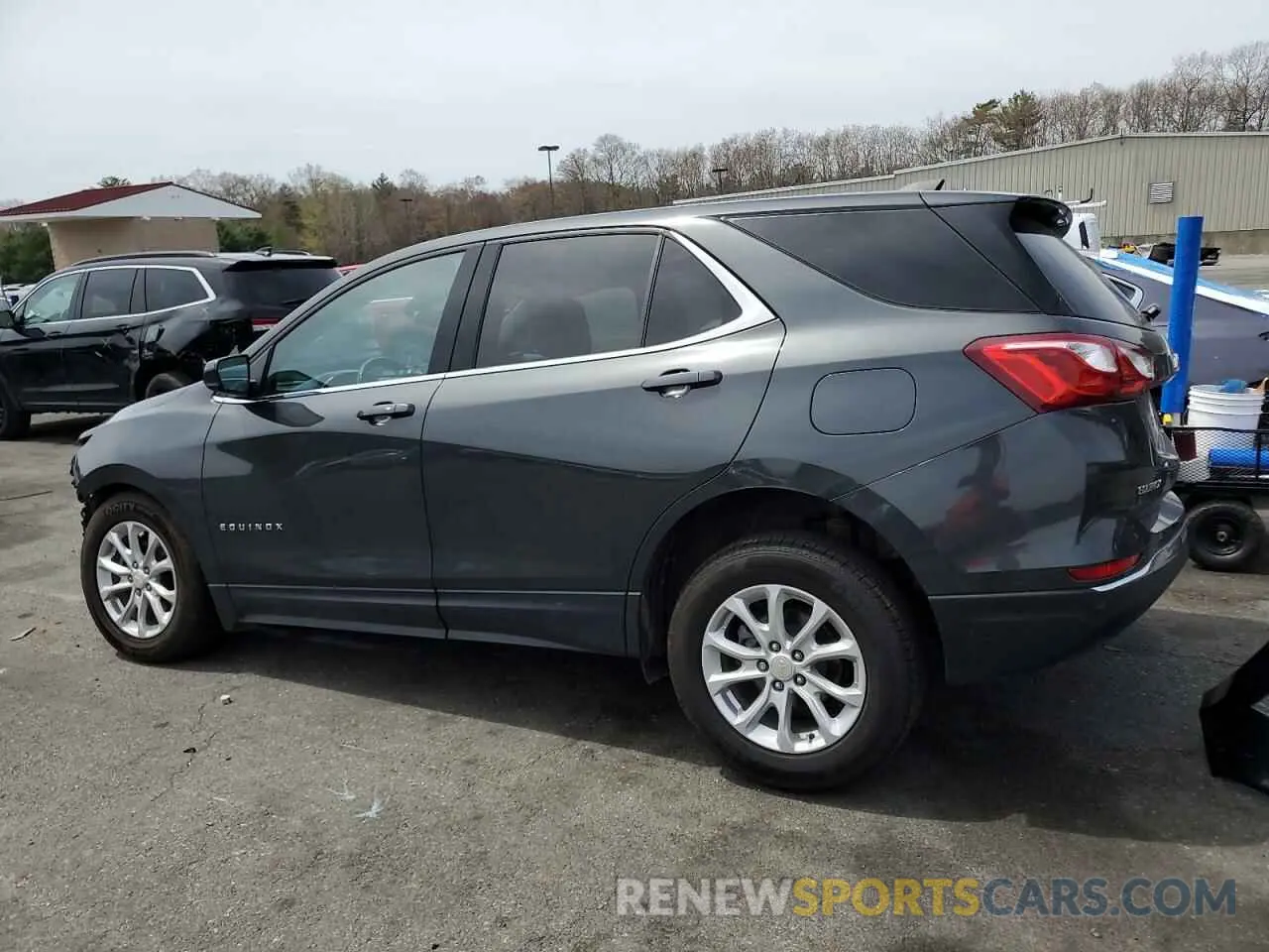 2 Photograph of a damaged car 3GNAXKEV4LS564013 CHEVROLET EQUINOX 2020