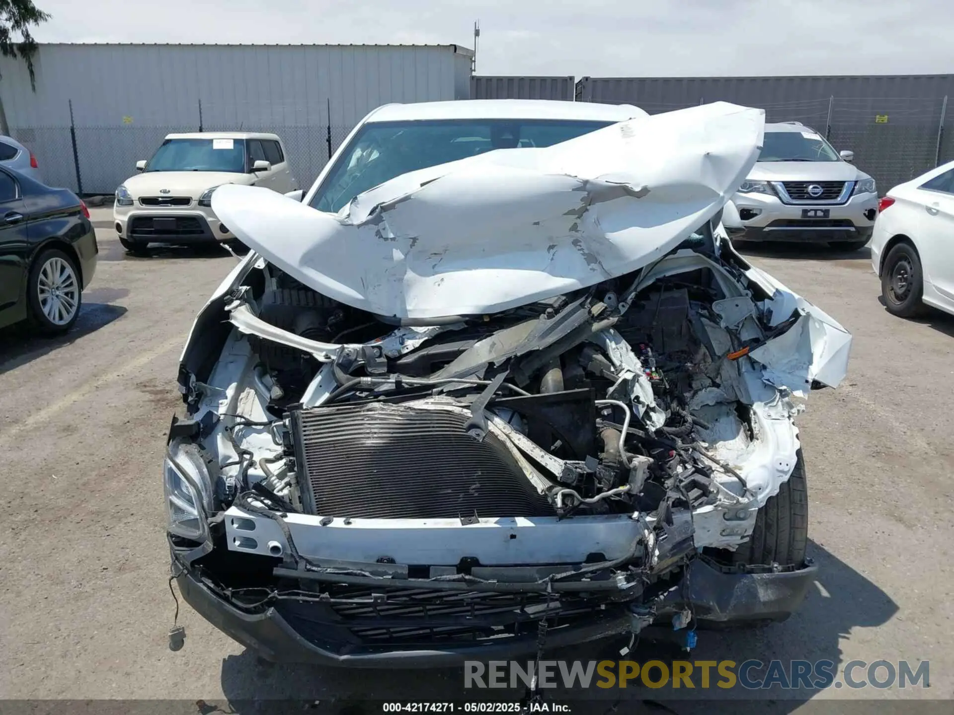 6 Photograph of a damaged car 3GNAXKEV4LS734922 CHEVROLET EQUINOX 2020