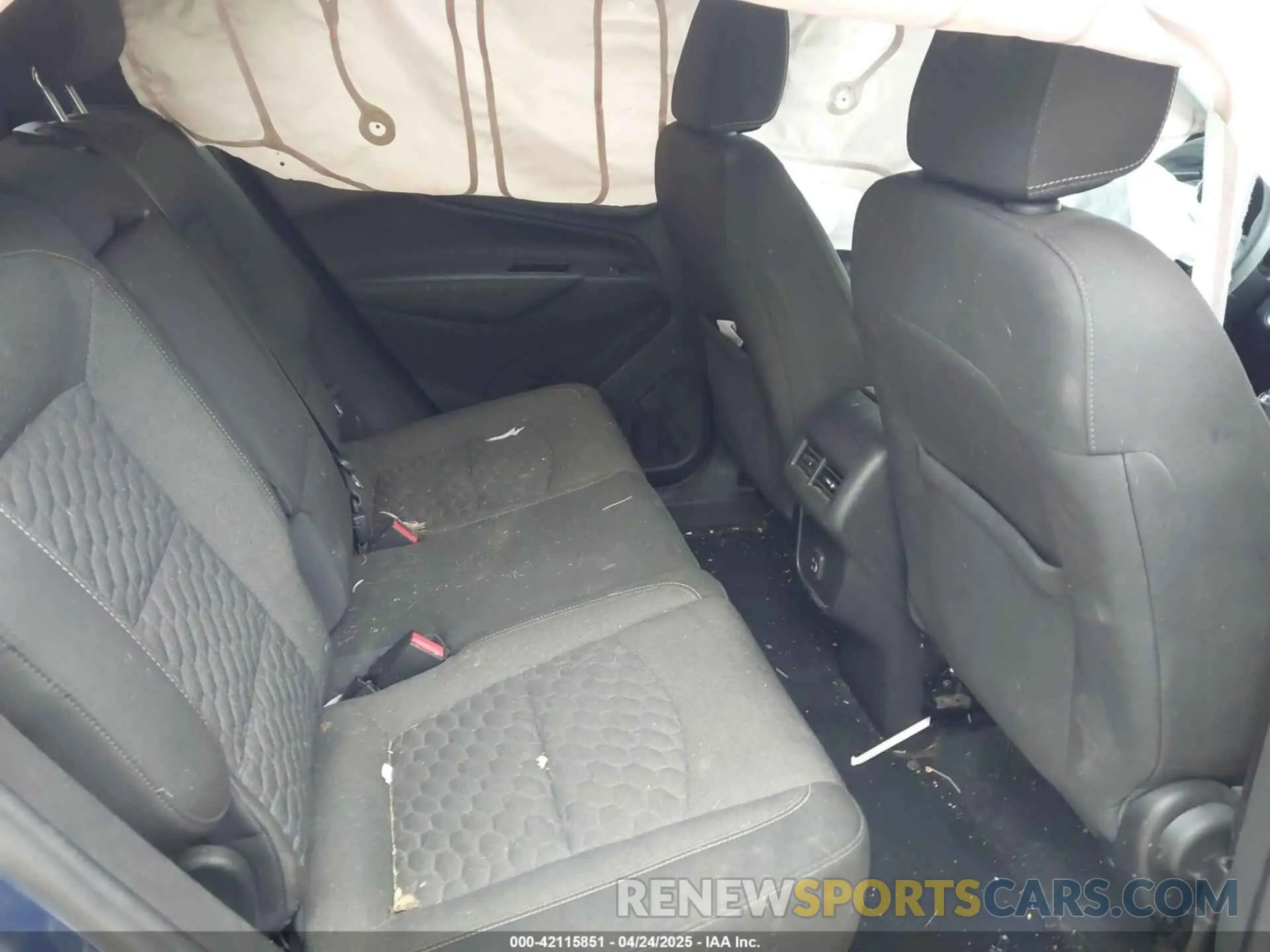 8 Photograph of a damaged car 3GNAXKEV5LL211323 CHEVROLET EQUINOX 2020