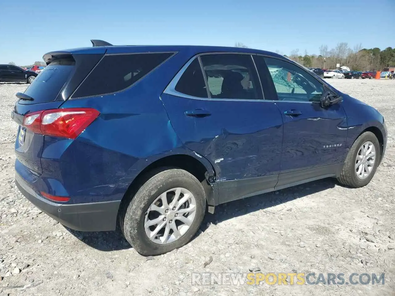 3 Photograph of a damaged car 3GNAXKEV5LL332627 CHEVROLET EQUINOX 2020