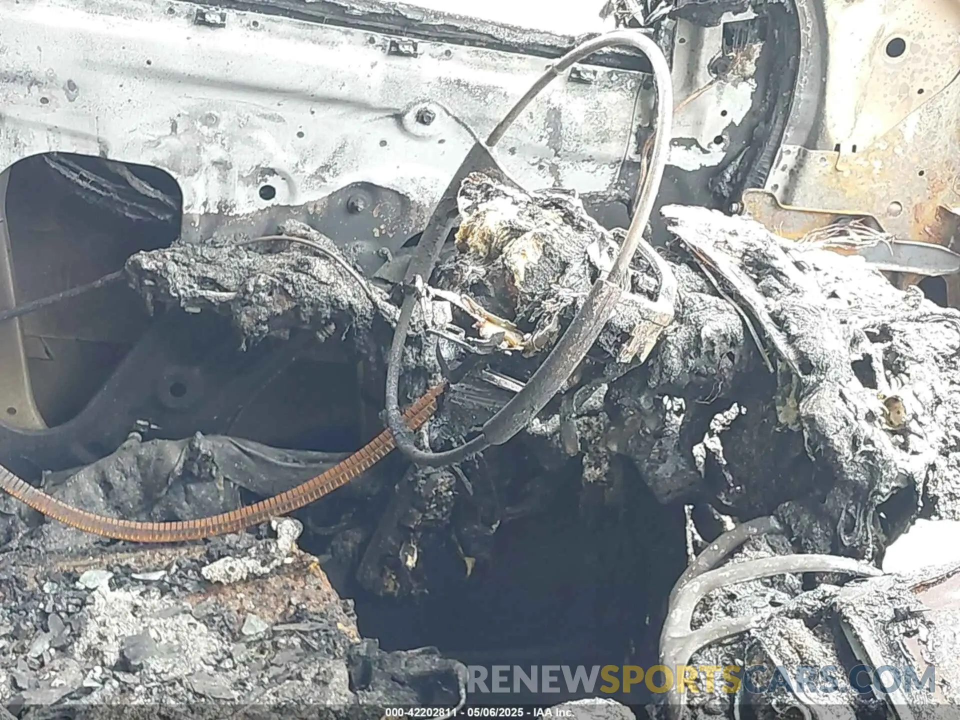 11 Photograph of a damaged car 3GNAXKEV5LL345281 CHEVROLET EQUINOX 2020