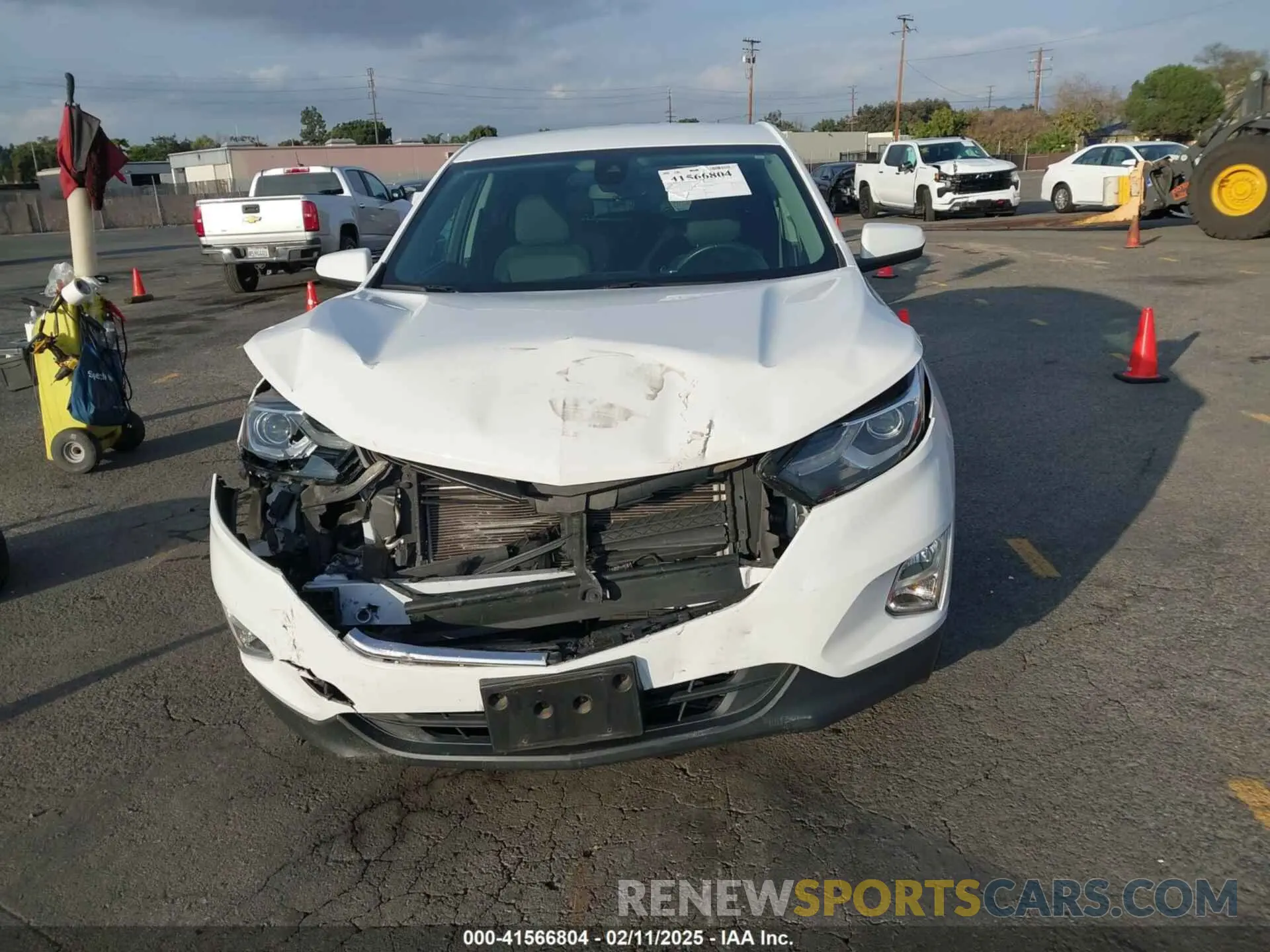 12 Фотография поврежденного автомобиля 3GNAXKEV6LL215431 CHEVROLET EQUINOX 2020