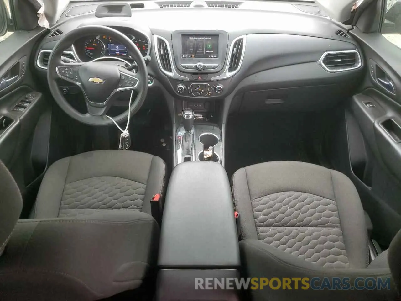 8 Фотография поврежденного автомобиля 3GNAXKEV6LL277203 CHEVROLET EQUINOX 2020