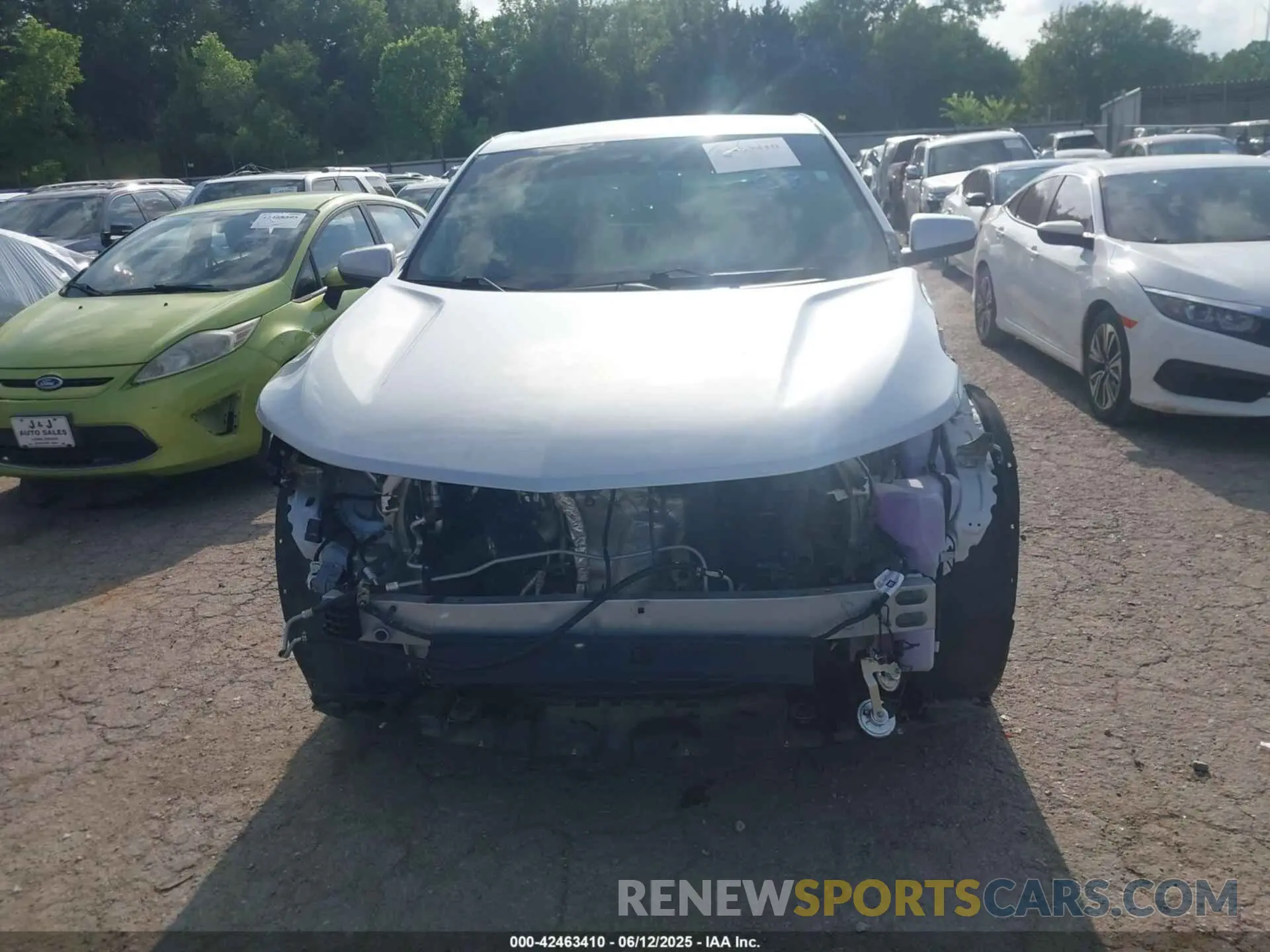 13 Фотография поврежденного автомобиля 3GNAXKEV6LS503049 CHEVROLET EQUINOX 2020