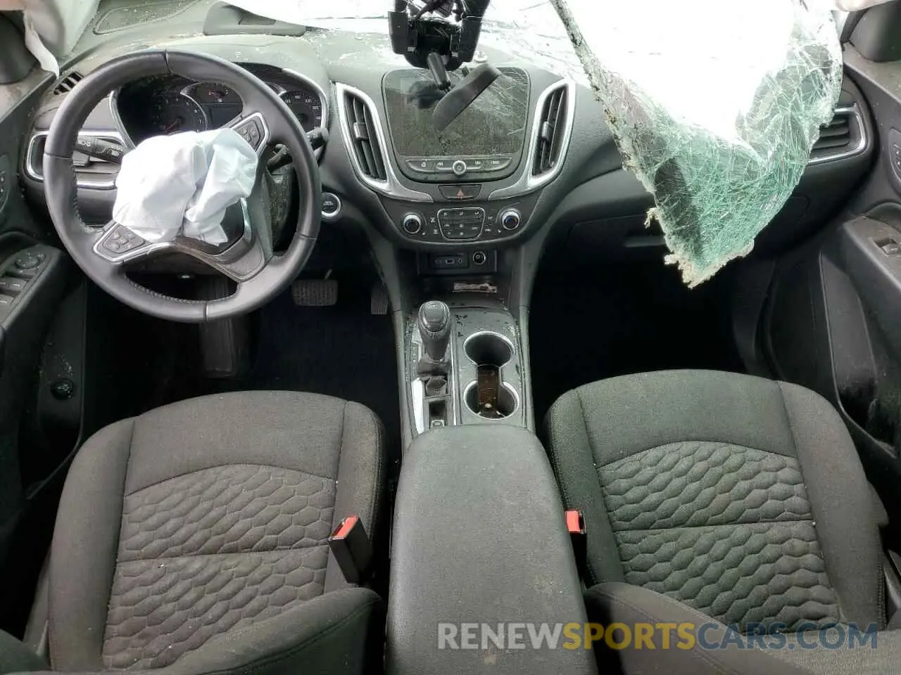 8 Photograph of a damaged car 3GNAXKEV6LS667370 CHEVROLET EQUINOX 2020