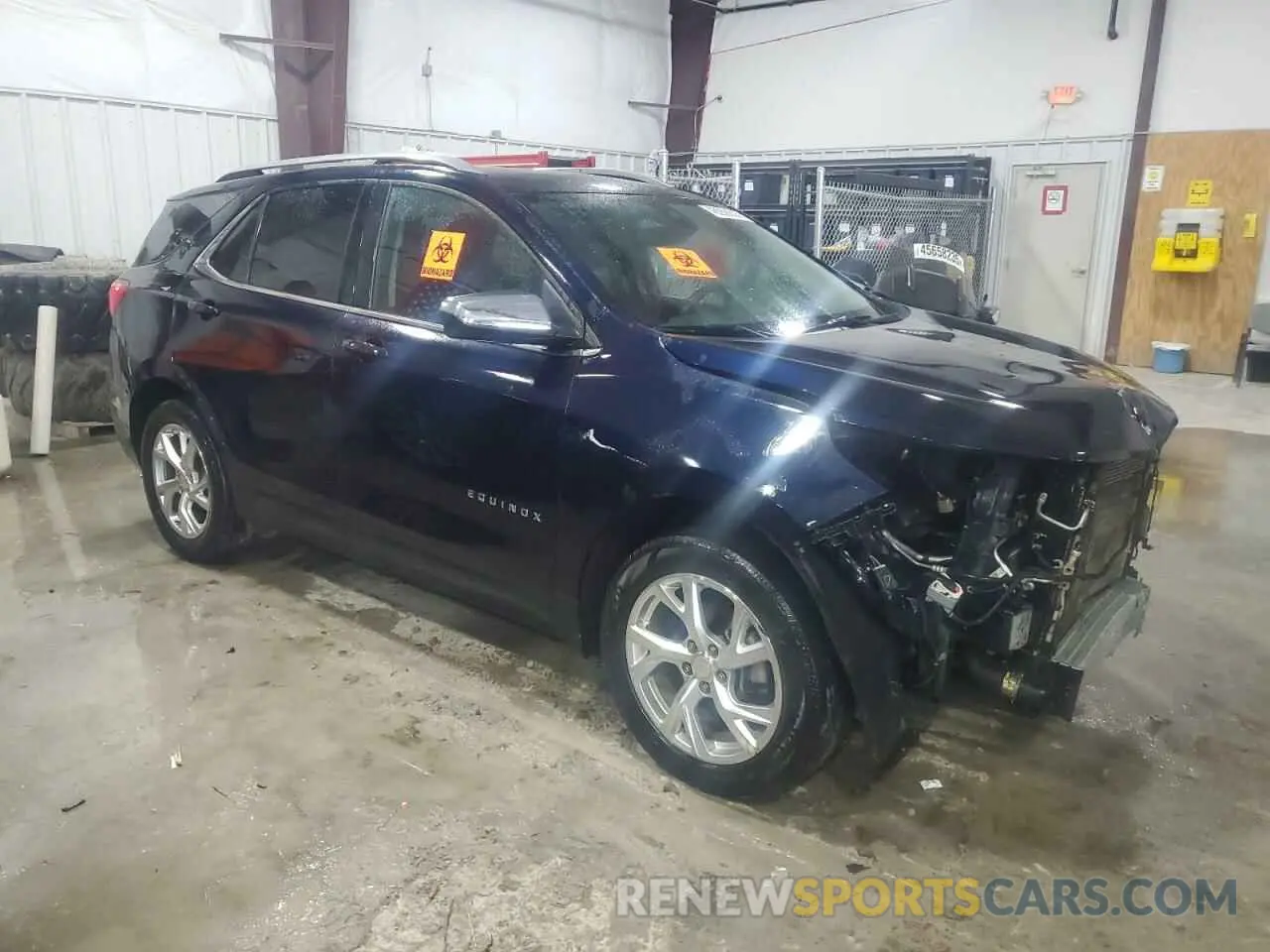 4 Photograph of a damaged car 3GNAXKEV6LS674724 CHEVROLET EQUINOX 2020
