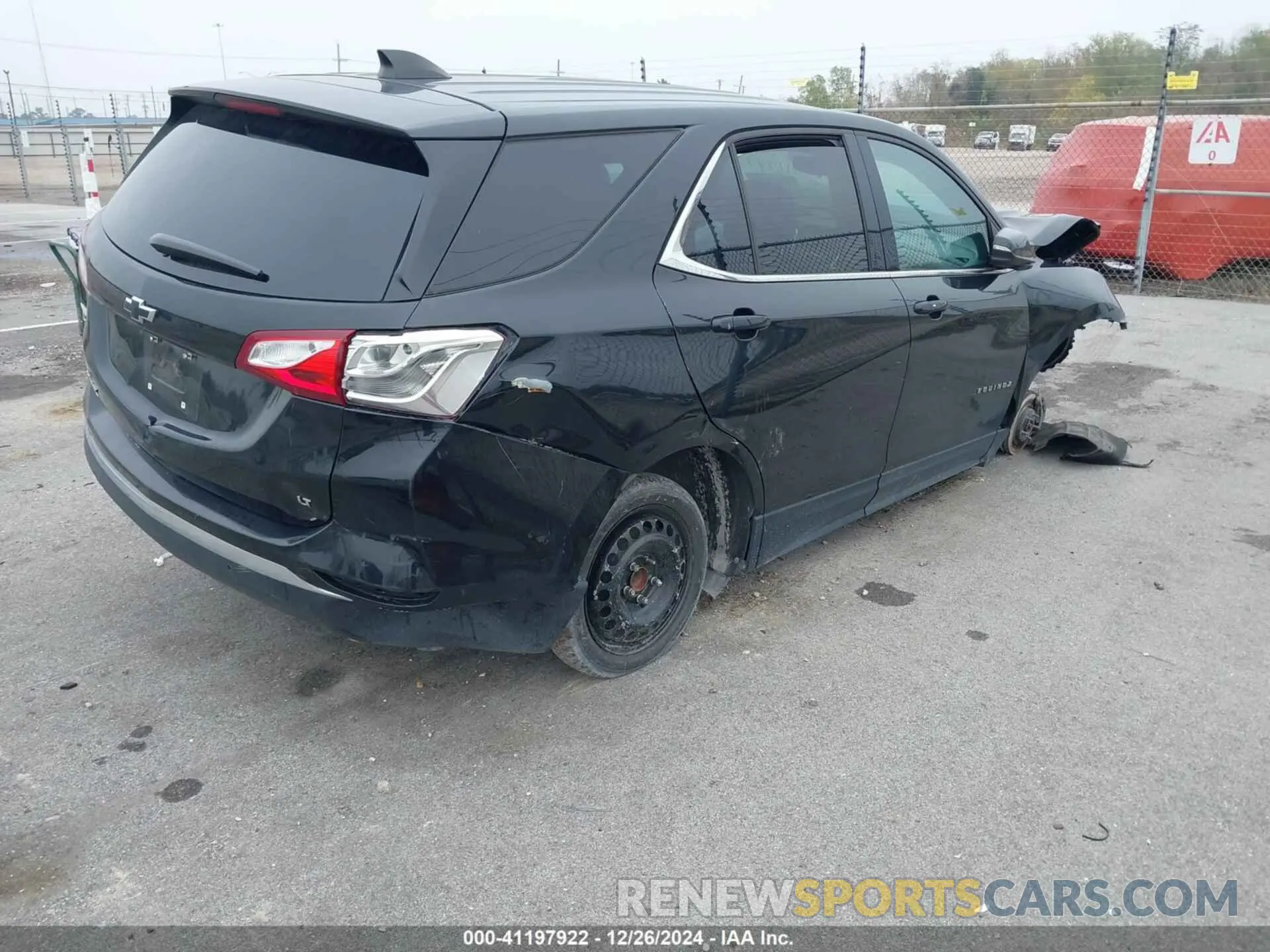4 Photograph of a damaged car 3GNAXKEV7LL175599 CHEVROLET EQUINOX 2020