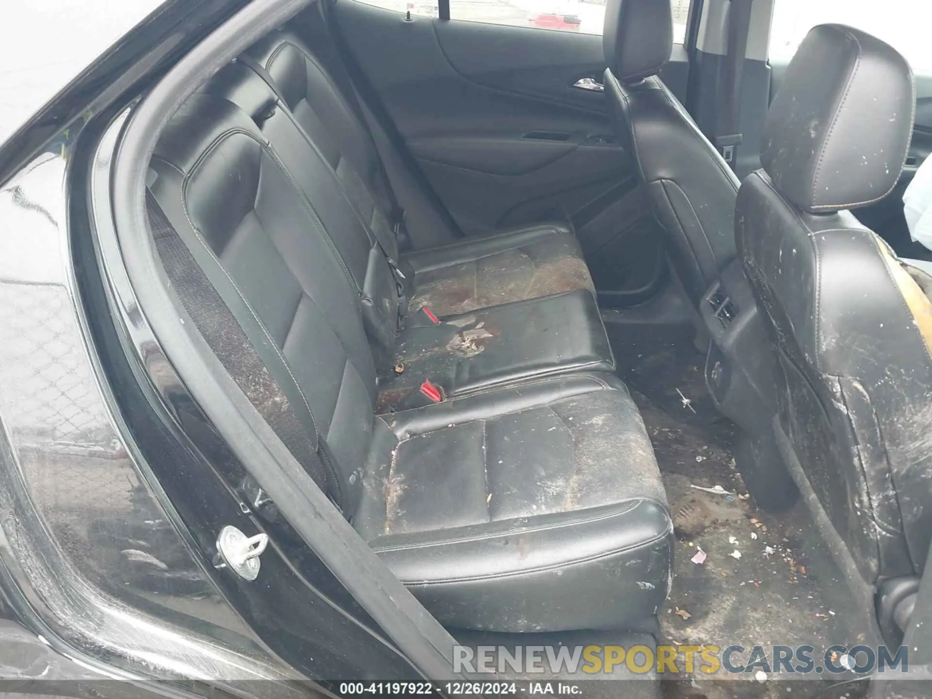8 Photograph of a damaged car 3GNAXKEV7LL175599 CHEVROLET EQUINOX 2020