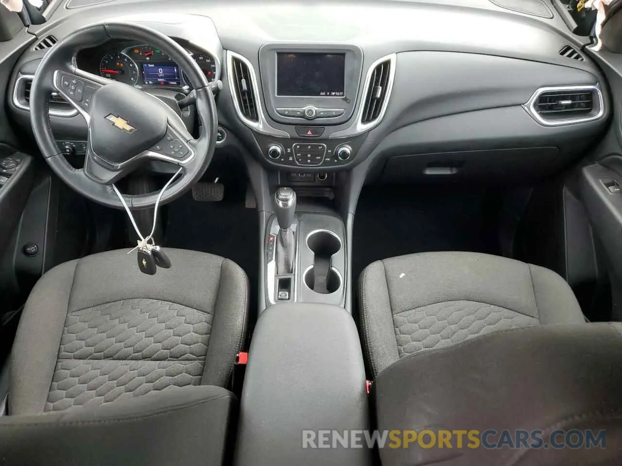 8 Photograph of a damaged car 3GNAXKEV7LS550932 CHEVROLET EQUINOX 2020
