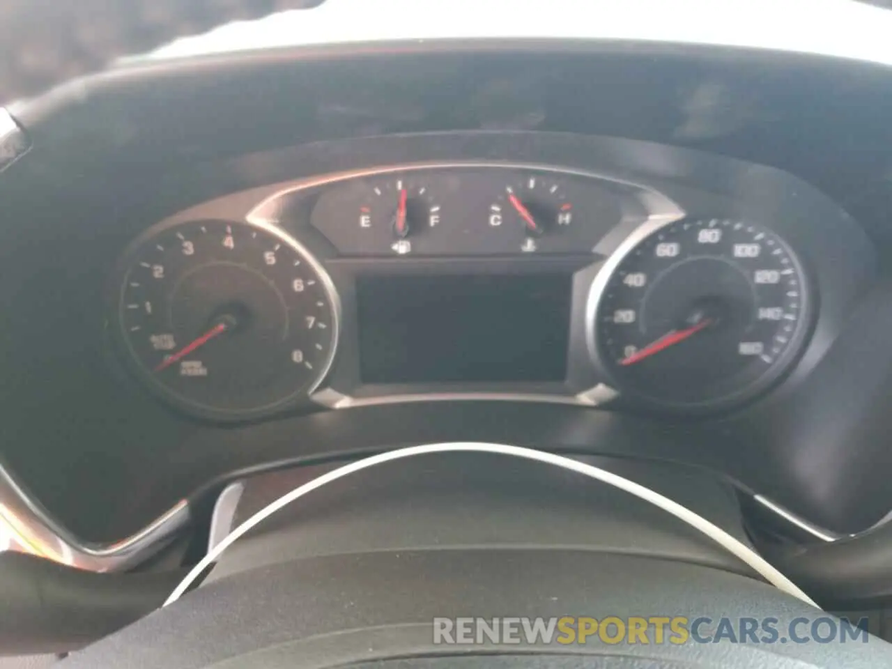 9 Photograph of a damaged car 3GNAXKEV7LS559937 CHEVROLET EQUINOX 2020