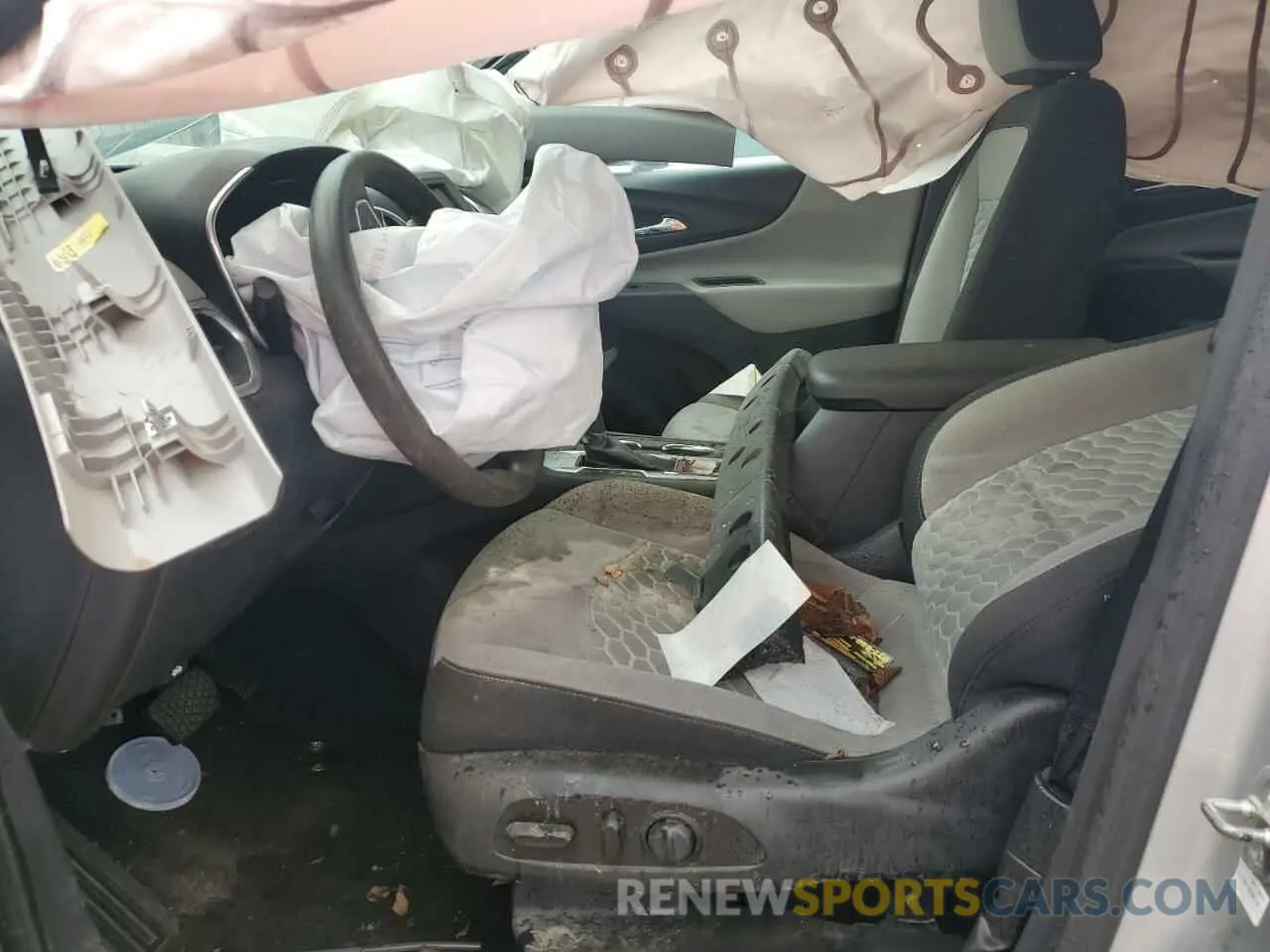 7 Photograph of a damaged car 3GNAXKEV7LS590489 CHEVROLET EQUINOX 2020