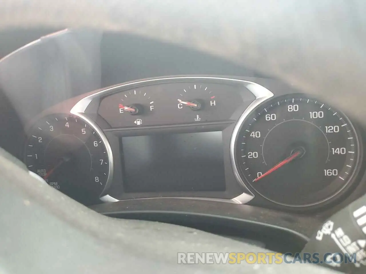 9 Photograph of a damaged car 3GNAXKEV7LS590489 CHEVROLET EQUINOX 2020
