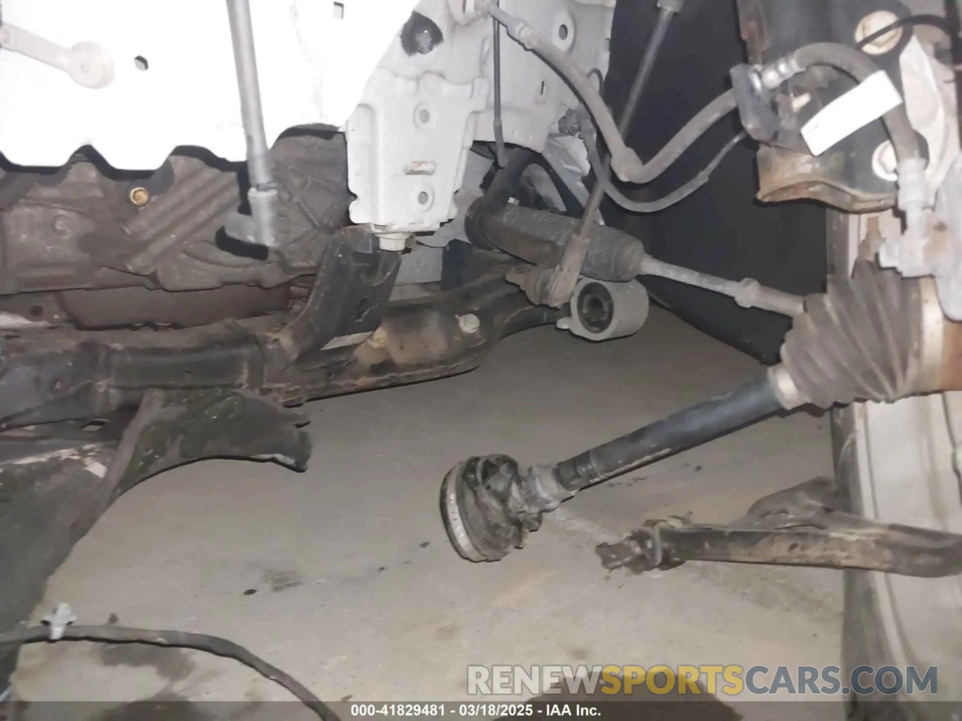 19 Photograph of a damaged car 3GNAXKEV7LS620820 CHEVROLET EQUINOX 2020