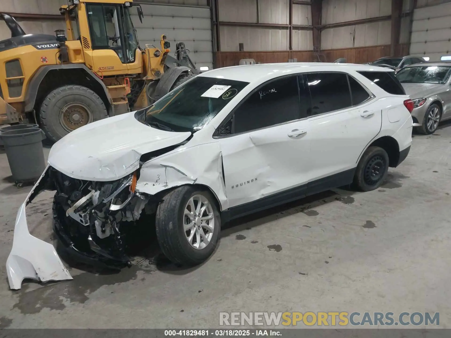 2 Photograph of a damaged car 3GNAXKEV7LS620820 CHEVROLET EQUINOX 2020