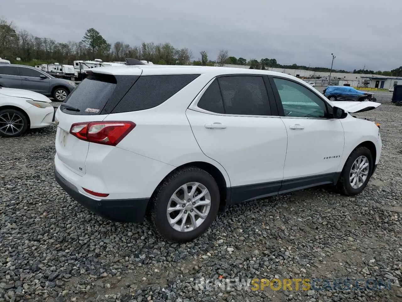 3 Photograph of a damaged car 3GNAXKEV7LS630621 CHEVROLET EQUINOX 2020