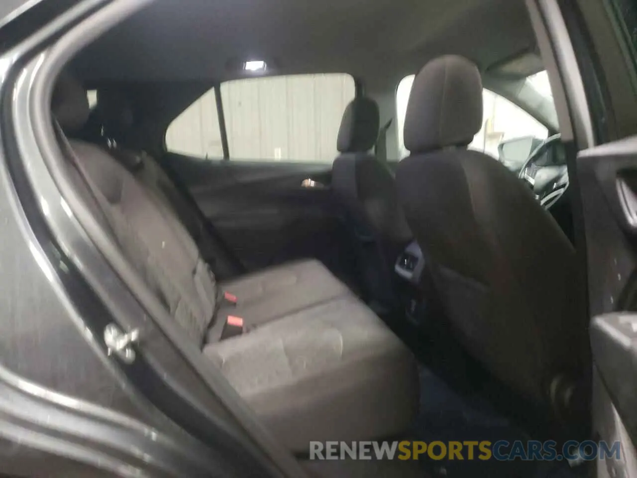 10 Фотография поврежденного автомобиля 3GNAXKEV7LS674683 CHEVROLET EQUINOX 2020