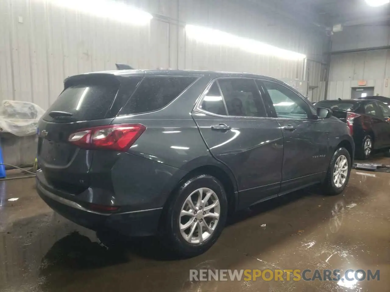 3 Фотография поврежденного автомобиля 3GNAXKEV7LS674683 CHEVROLET EQUINOX 2020
