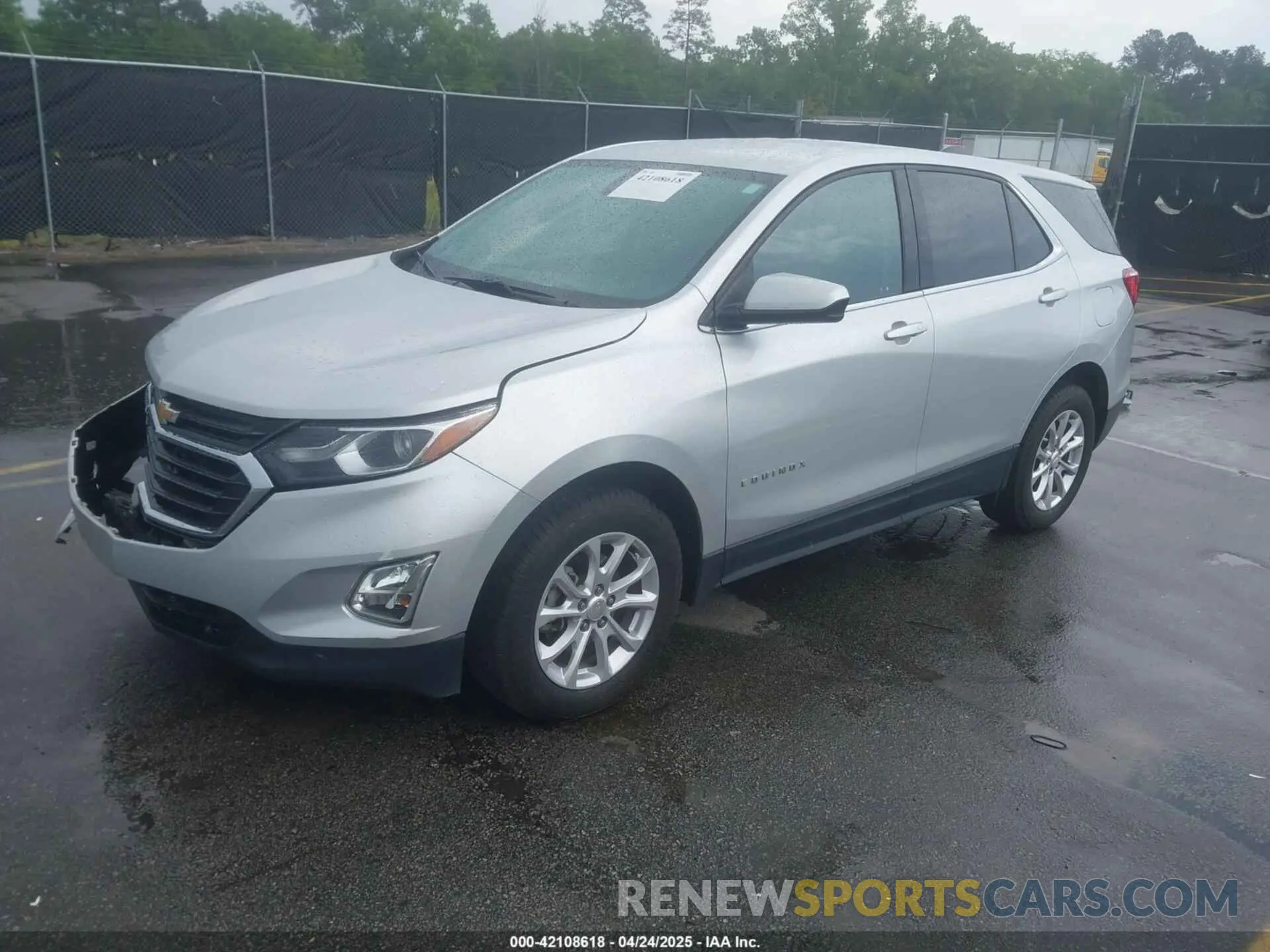 2 Photograph of a damaged car 3GNAXKEV7LS676840 CHEVROLET EQUINOX 2020