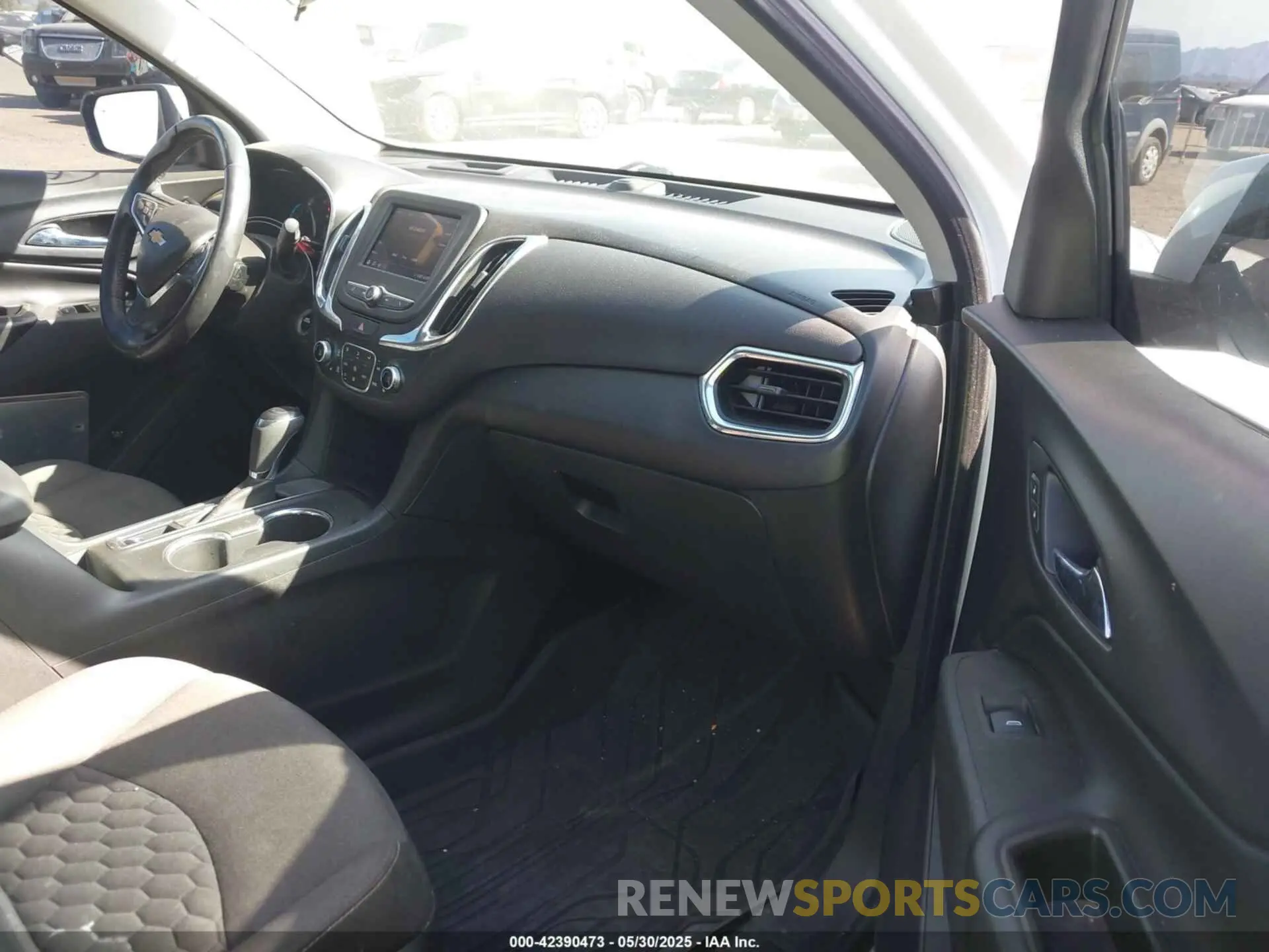5 Фотография поврежденного автомобиля 3GNAXKEV7LS701445 CHEVROLET EQUINOX 2020