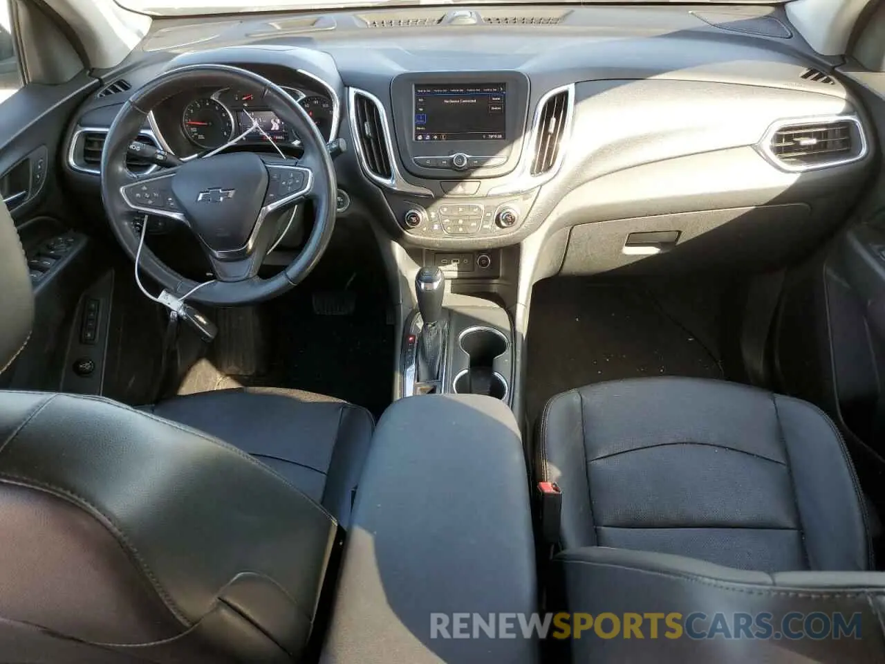 8 Photograph of a damaged car 3GNAXKEV8LL169889 CHEVROLET EQUINOX 2020