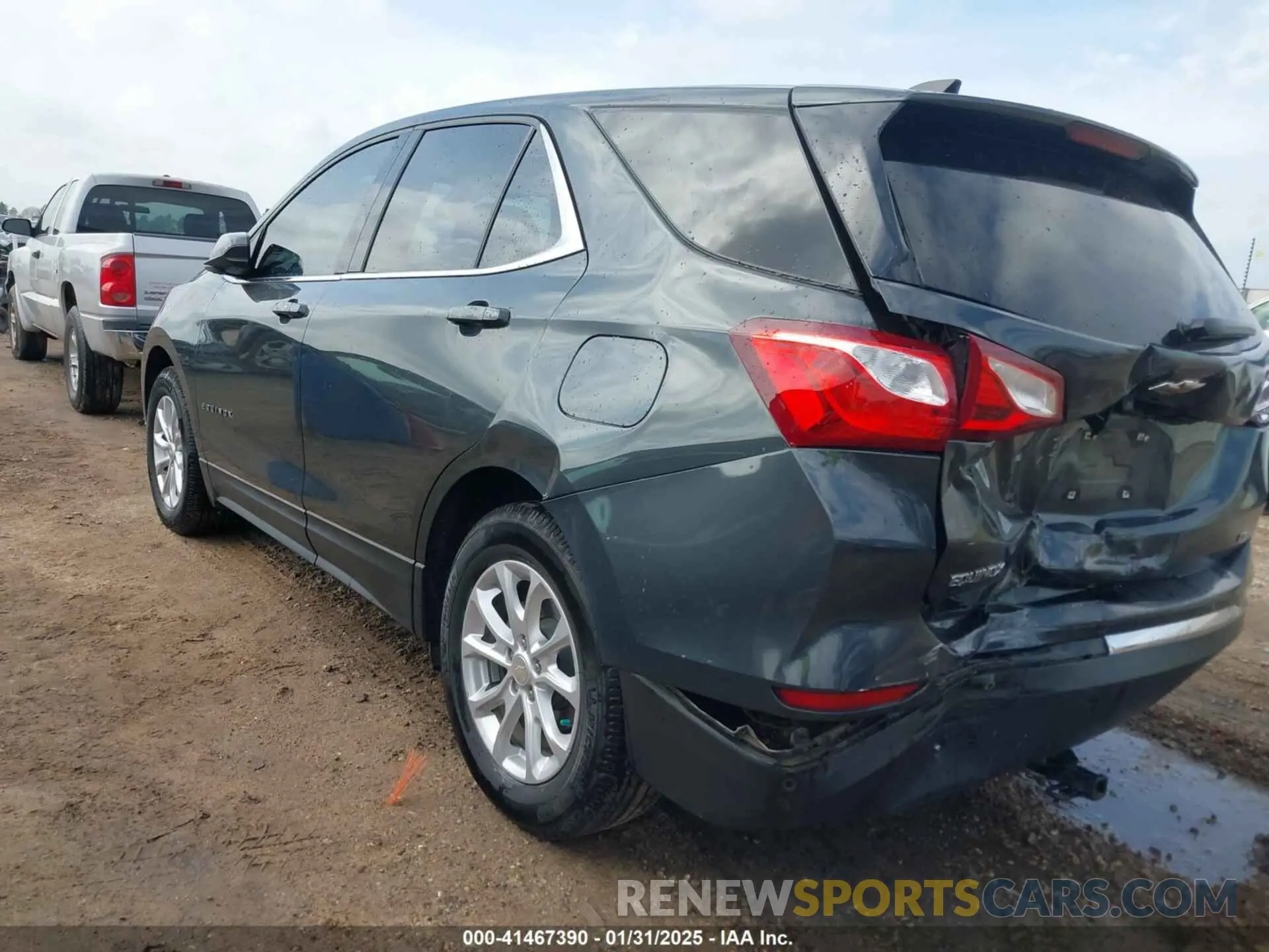 3 Фотография поврежденного автомобиля 3GNAXKEV8LS535971 CHEVROLET EQUINOX 2020